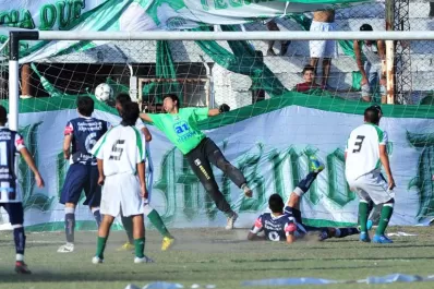 Almirante Brown jugará la final ante Bella Vista