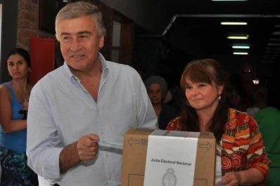 El radicalismo tiene exceso de internismo