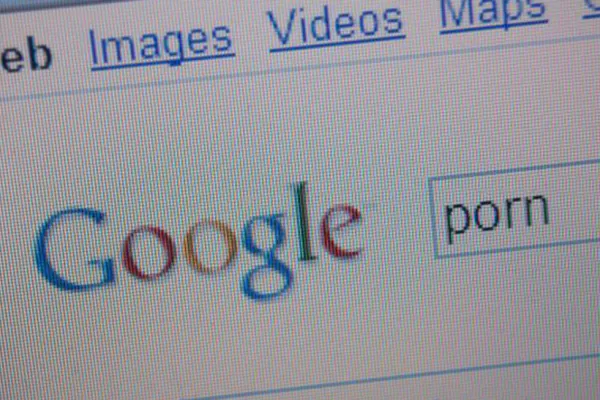 Google y Bing toman medidas contra la pornografía infantil