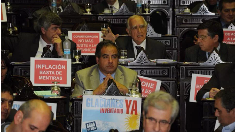 RECLAMO. Martínez quiere que intervenga la Justicia Federal por el caso de las dádivas en La Rioja. FOTO ARCHIVO