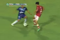 Video: Barrado fue víctima de un lujo y Luchetti voló para la foto