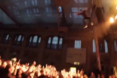 George Watsky, el rapero que saltó desde 12 metros y aplastó a dos fans