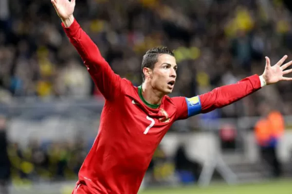 Cristiano Ronaldo le dio a Portugal el pasaje a Brasil 2014