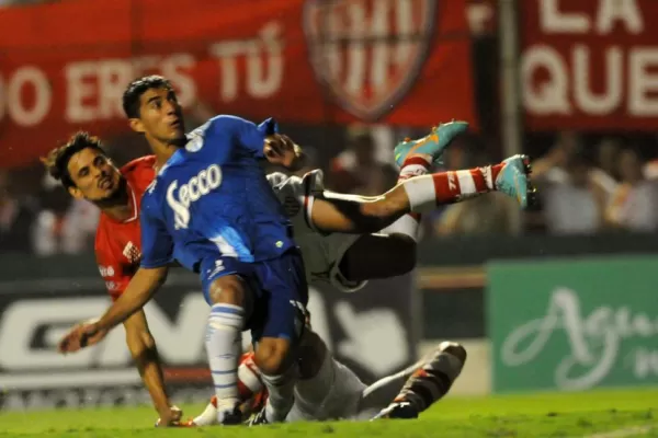 El plantel Decano lamentó el 1-1, pero destacó la actitud