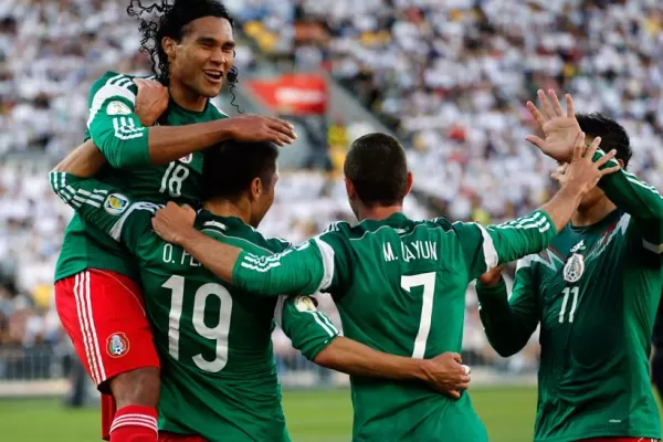 México confirmó su clasificación para Brasil 2014
