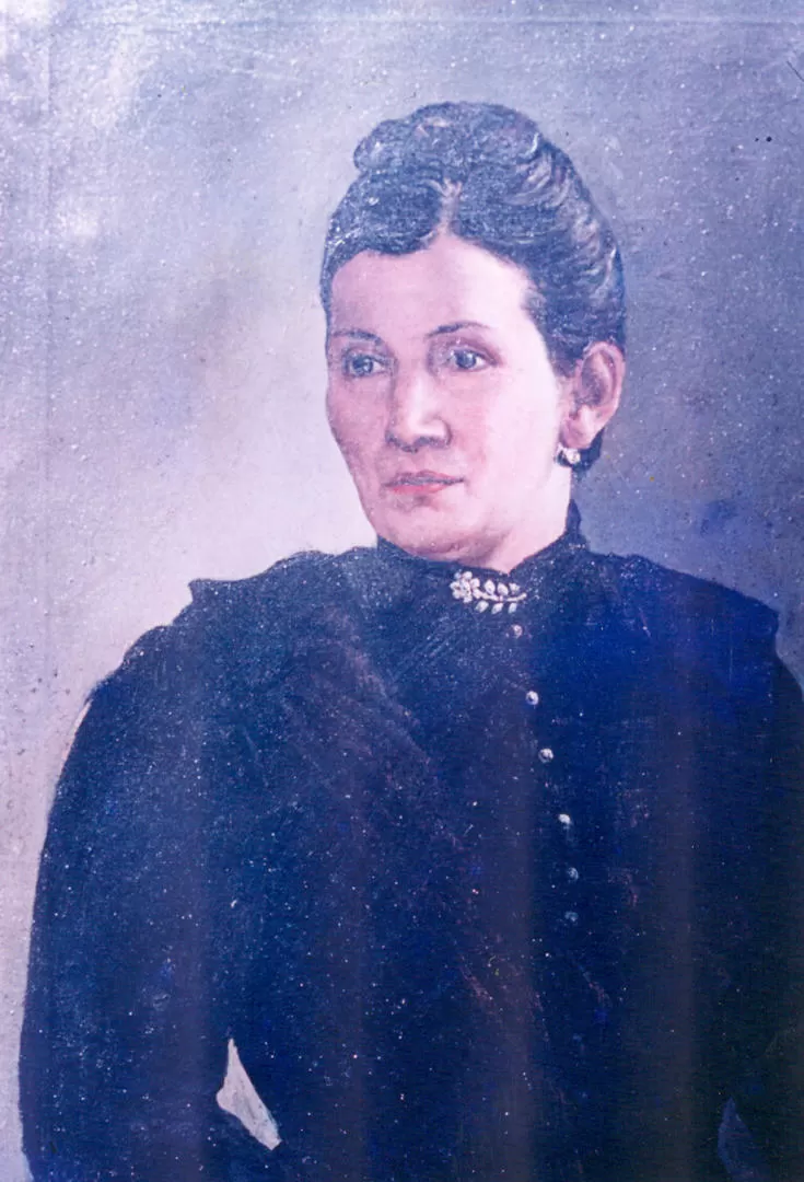 DE FARINA. Retrato de doña Antonia Luna Figueroa de Bravo, una de las pocas obras conocidas de Pascual Farina. LA GACETA / ARCHIVO