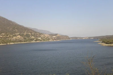 Investigan la mortandad de peces en el dique Las Pirquitas