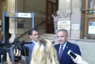 Alperovich defendió su decisión ante el reclamo de la FET