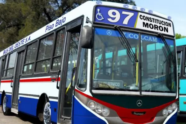 Balearon al chofer de un colectivo en Buenos Aires