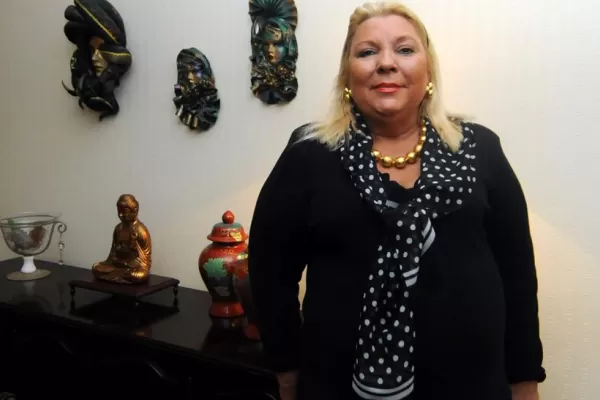Carrió: Capitanich es hiperkinético y eso puede generar problemas con la Presidenta