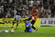 Una noche con pocas luces para San Martín y San Jorge