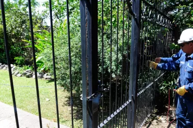 Ls invitados quedaron encerrados en la fiesta