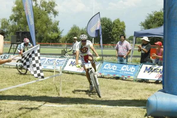 El Mono se quedó con todo