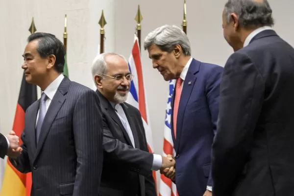 Occidente avala el programa nuclear de Irán, pero lo limita