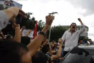 La oposición no reconoce el triunfo de Hernández