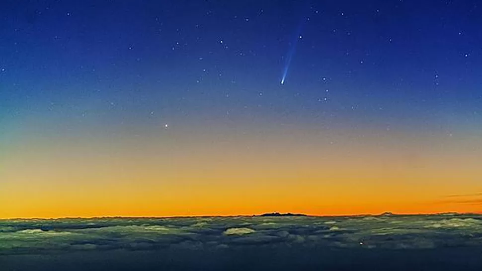 ESPECTACULAR. El cometa Ison podría ser visible a simple vista, si no se desintegra. FOTO TOMADA DE ABC.ES