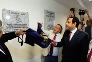 Amado inauguró la cancha de hockey y le bajó el pulgar a la de fútbol