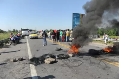 Reclamo de Uatre en las rutas
