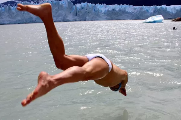 Matías Ola nadará en Tierra del Fuego