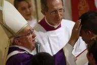 El Papa Francisco dijo que reza por las víctimas de curas pederastas