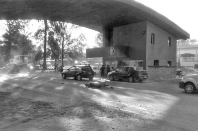 Choca y le secuestran un cuchillo