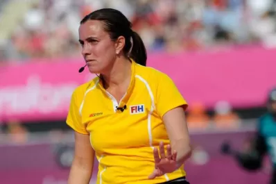 Leona, pero del silbato