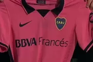 Boca debutará el domingo con la camiseta rosa