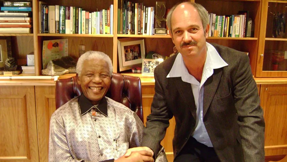 AMIGOS. Brant y Mandela siguieron en contacto luego de que el ex líder sudafricano fue liberado. FOTO TOMADA DE NELSONMANDELA.ORG