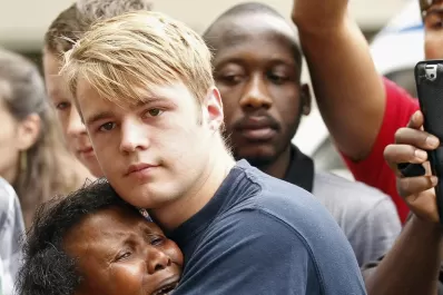 Sudáfrica unida llora la muerte del líder