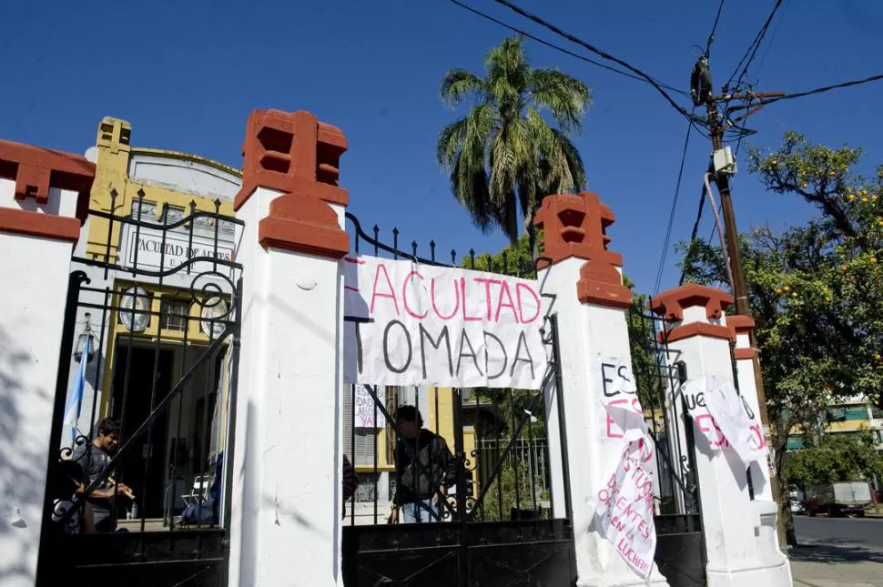 PERJUICIO. Autoridades de Artes dijeron que las tomas impidieron avanzar. la gaceta / foto de FOTO DE JORGE OLMOS SGROSSO (archivo)
