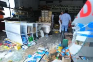 Denuncian que saquearon una comercializadora de lácteos