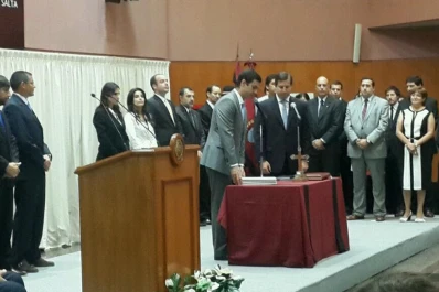 Juran cinco nuevos funcionarios en Salta