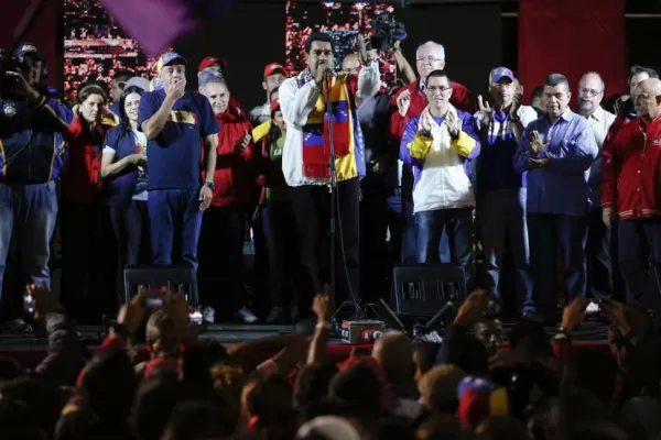 El triunfo en las municipales da aire a Maduro