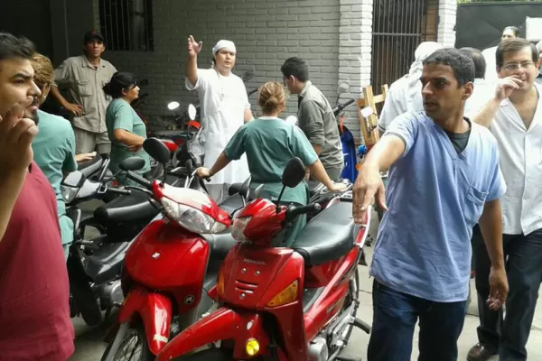 Restringen la atención en los hospitales tucumanos