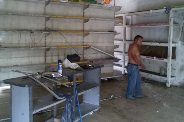 Un grupo de saqueadores vacía el Chango Más de la Banda del Río Salí