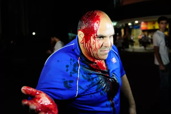 La violencia y el caos se trasladaron a la plaza Independencia