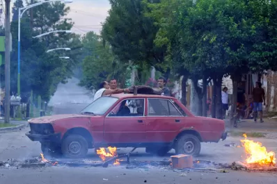 Tienden a normalizarse los servicios de ómnibus, taxis y el transporte aéreo