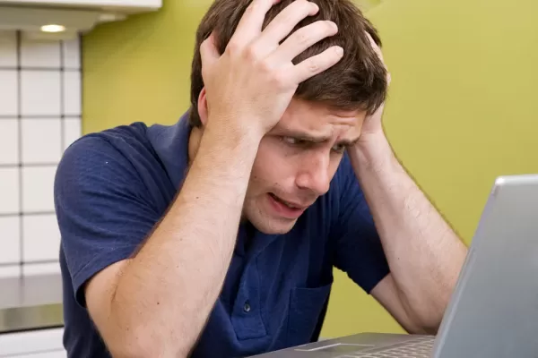 El autocompletado de Google complicó la vida de un hombre