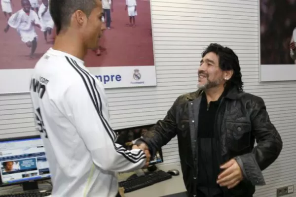 El Balón de Oro debería ganarlo Cristiano Ronaldo, dijo Maradona