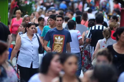 Se extienden las jornadas laborales de los comercios por las fiestas