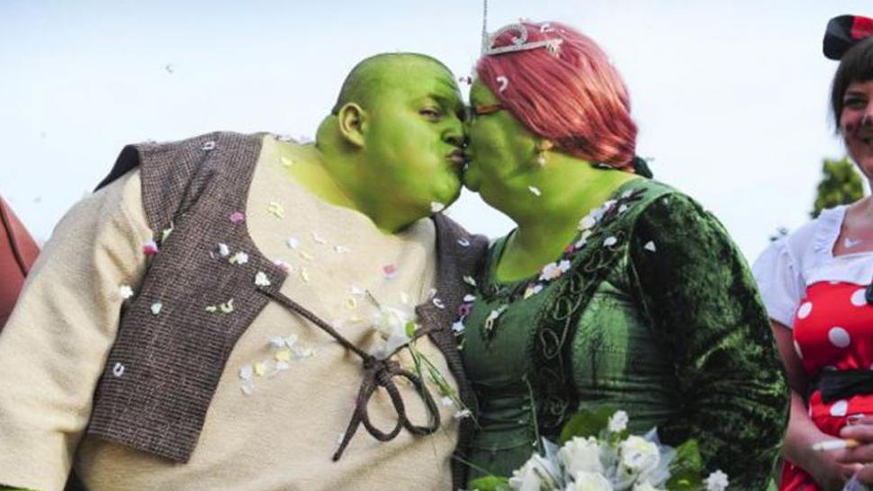 Se Casaron Disfrazados De Shrek Y Fiona 