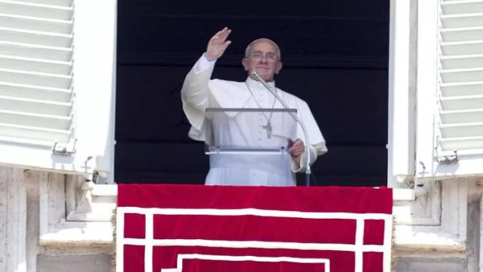 MENSAJE. El Papa Francisco recordó que Jesús nació en un establo y que no tenía casa. FOTO TOMADA DE MINUTOUNO.COM