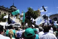 Por la Navidad, los estatales le otorgan una tregua al PE