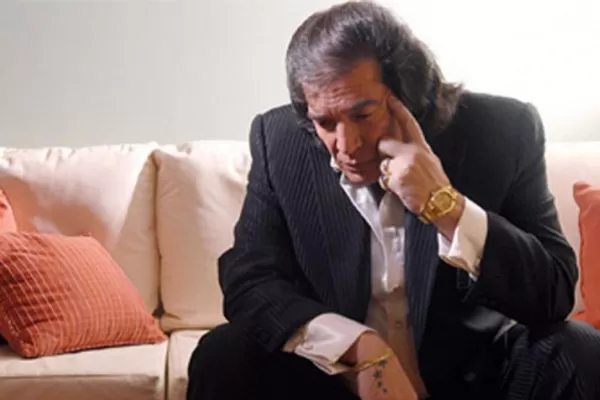 Cacho Castaña, delicado: Está entubado y en terapia intensiva