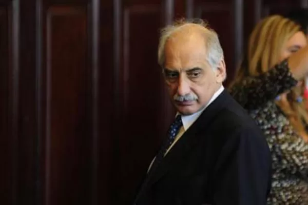 Renunció Carlos Albaca, el fiscal del caso Lebbos