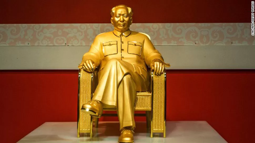 CONTROVERSIA EN CHINA. Mao, que murió en 1976, sigue siendo una figura que causa divisiones. FOTO TOMADA DE CNNESPANOL.COM