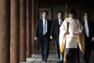 El primer ministro de Japón ofende a China y a Corea del Sur