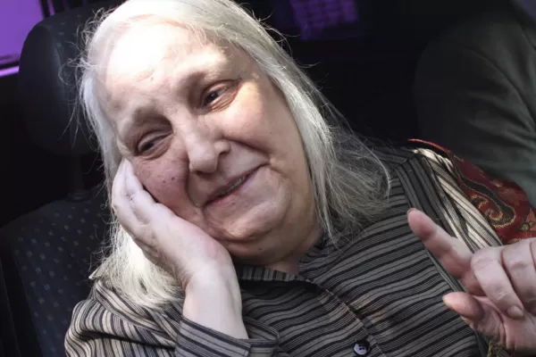 Internan a la hermana del Papa Francisco