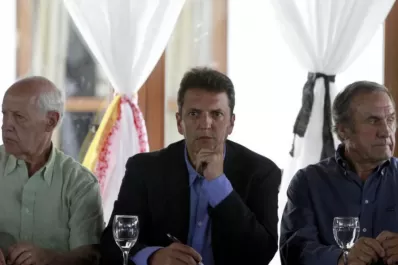 Massa quiere sumar a la UCR a una gran alianza electoral