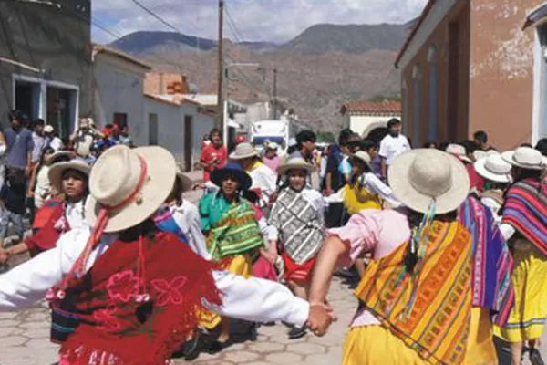 Bruno Arias y Las 4 Cuerdas abren el Enero Tilcareño